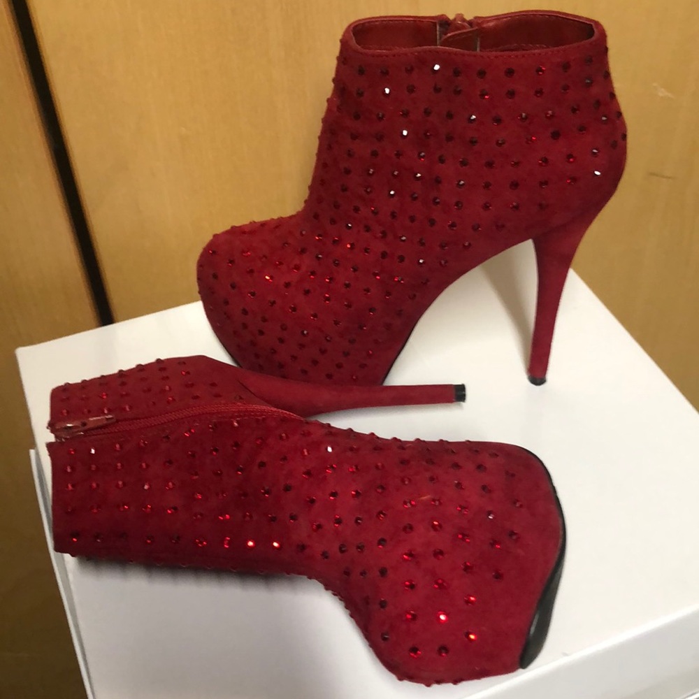 Red platform bootie